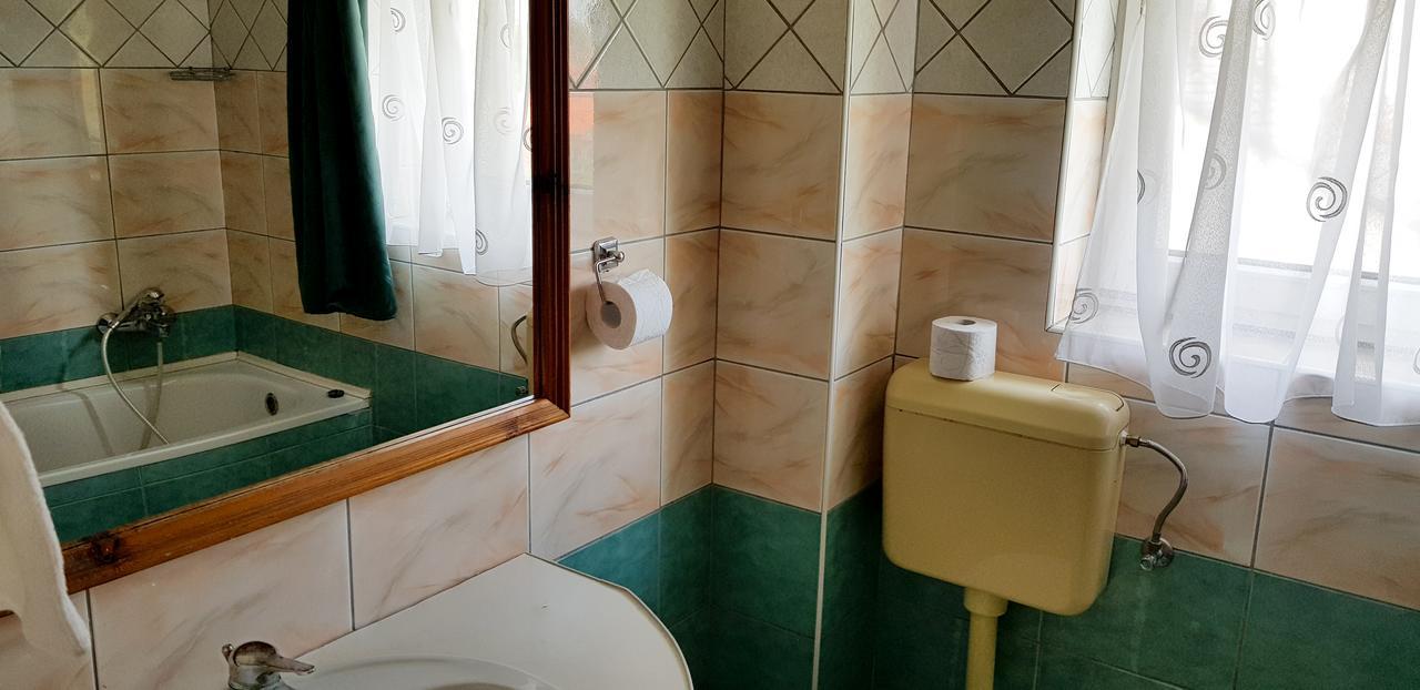Hotel Paar Szieszta เยอร์ ภายนอก รูปภาพ